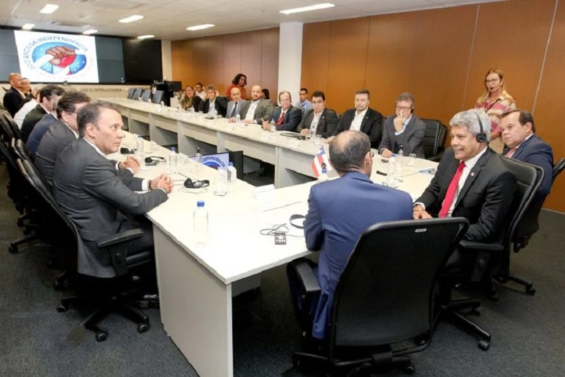  Reunião entre Jerônimo Rodrigues e embaixador dos Emirados Árabes reforça parcerias e abre novas frentes de investimentos