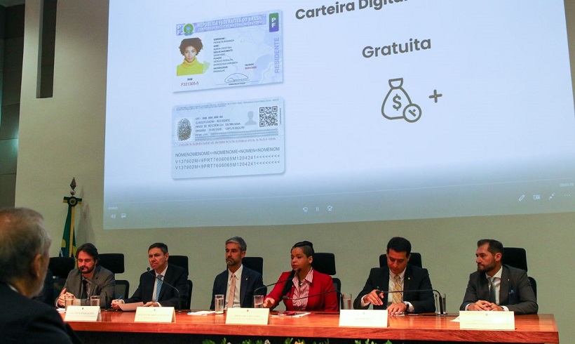 Governo lança carteira digital e plano voltados a migrantes
