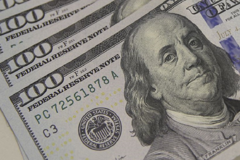  Mercado espera que dólar caia para R$ 5,20 até o fim do ano