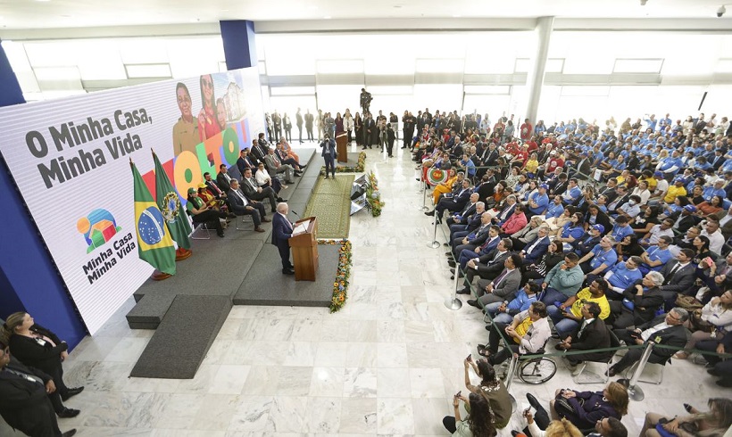 Lula ressalta melhorias do novo programa Minha Casa, Minha Vida