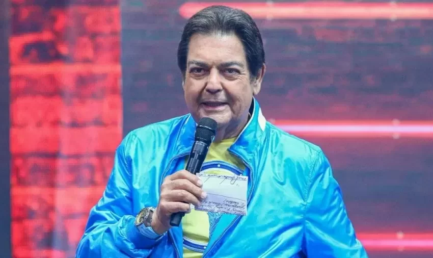  Internado há 15 dias, Faustão aguarda por transplante do coração, diz boletim