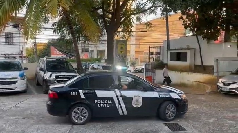  Suspeito de estuprar, filmar e extorquir vítimas é preso pela Dercca em Lauro de Freitas