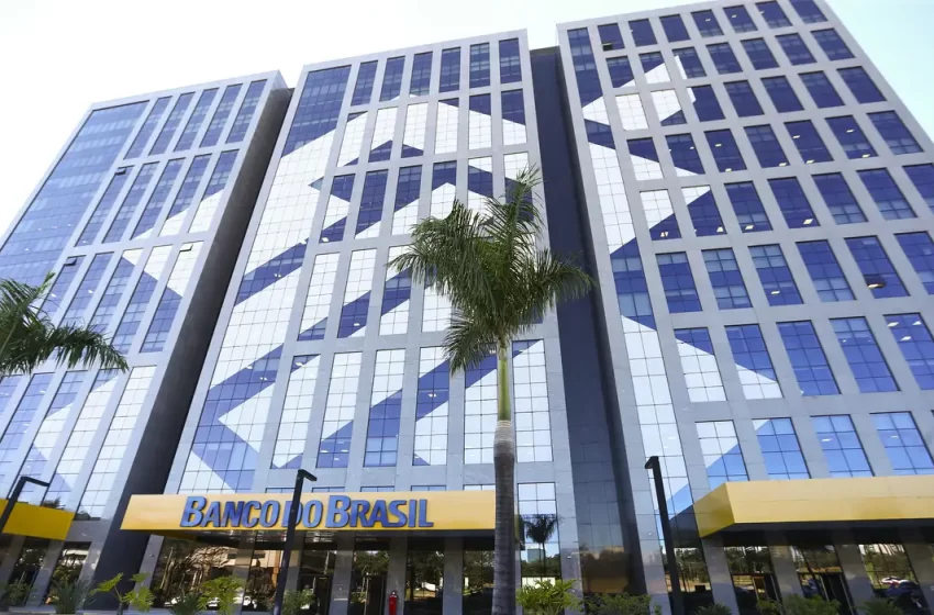  Agências do Banco do Brasil e da Caixa abrem uma hora mais cedo no dia 22