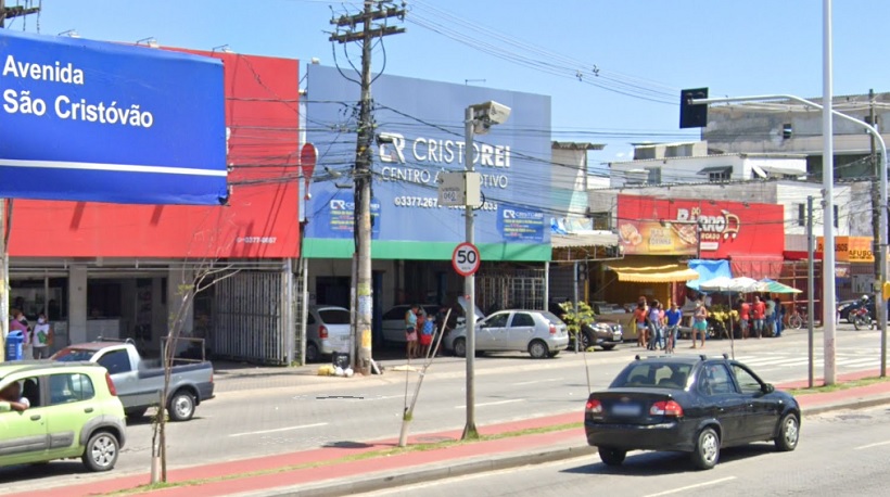  Funcionário da Coelba bate veículo, desce para analisar o prejuízo, é atropelado e morre em Salvador
