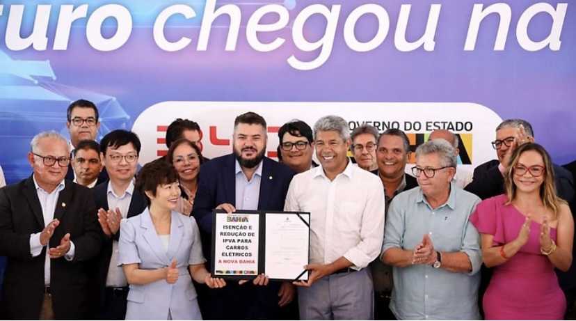 Governador sanciona lei que isenta IPVA de veículos elétricos