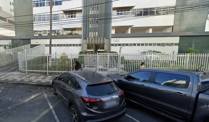 Empregada doméstica morre após cair do 4º andar em poço de elevador em Salvador
