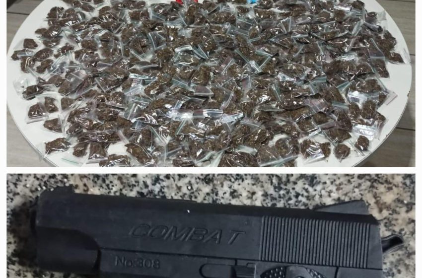  Droga e réplica de arma de fogo são apreendidas em Simões Filho