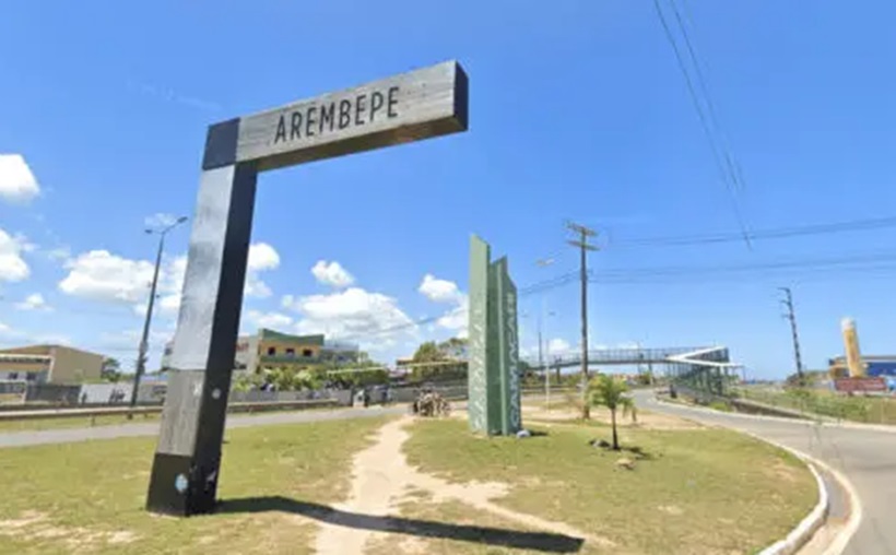  Homem com mandado de prisão em aberto por homicídio é preso pela PM em Arembepe