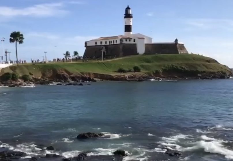  Mergulhador é encontrado morto na praia da Barra, em Salvador
