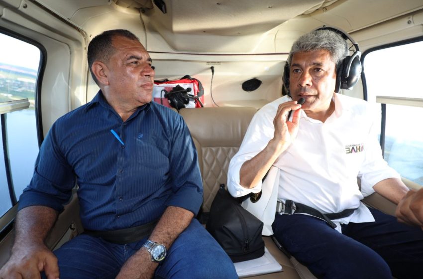  Governador sobrevoa municípios após chuvas na Bahia