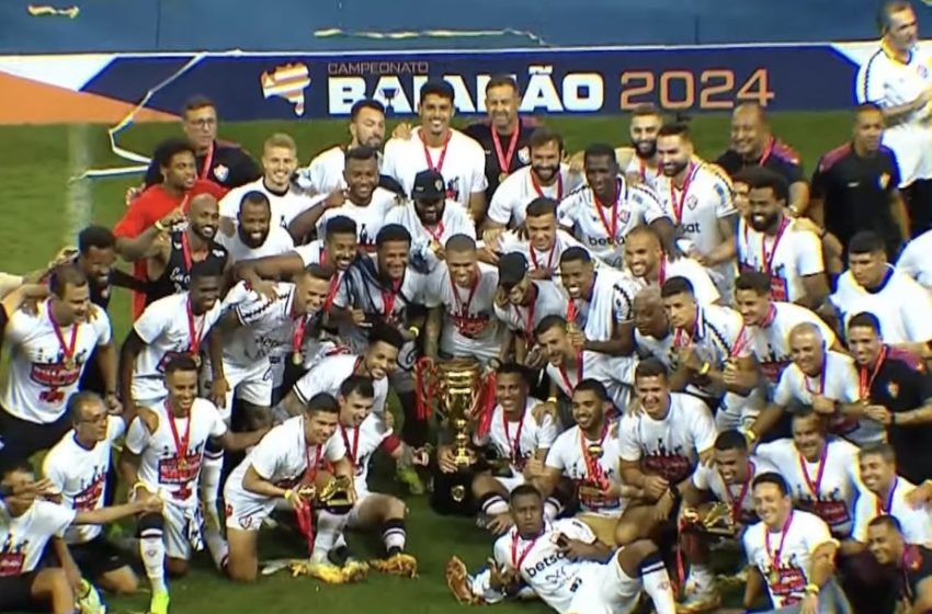  Vitória empata com o Bahia e é campeão baiano após sete anos
