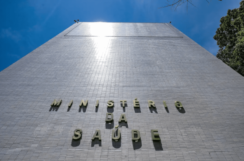  Saúde quer vacinar 130 mil indígenas até 12 de maio