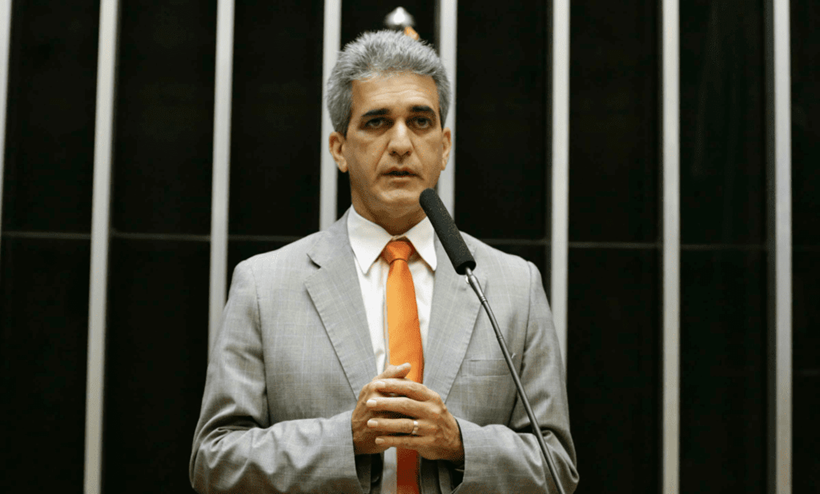  Robinson Almeida destaca importância do programa ‘Bahia Pela Paz’ em audiência pública