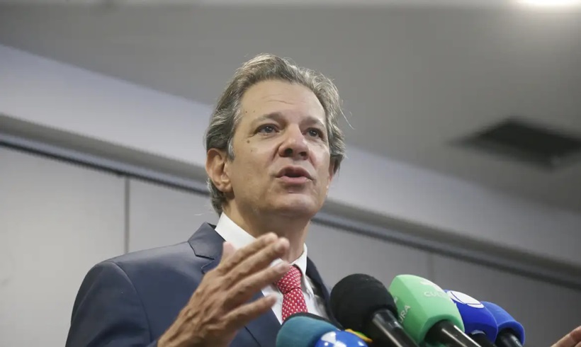  Governo prepara linha de crédito para famílias no Rio Grande do Sul