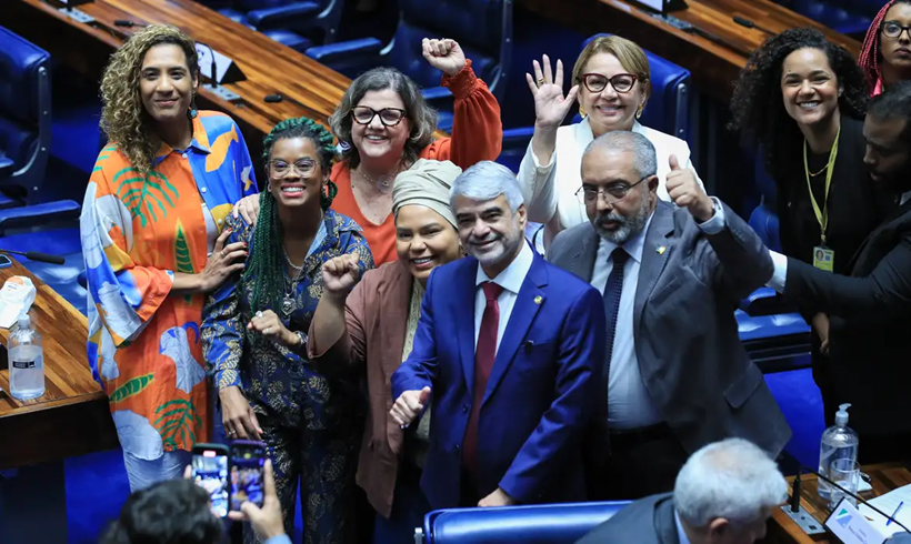 Senado aprova projeto que renova cotas raciais em concursos públicos