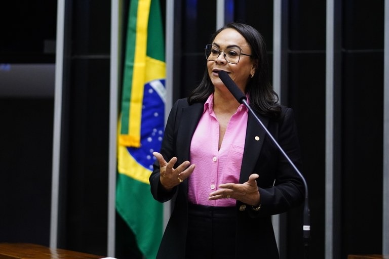  Ivoneide Caetano alerta sobre golpe envolvendo o uso indevido de sua imagem
