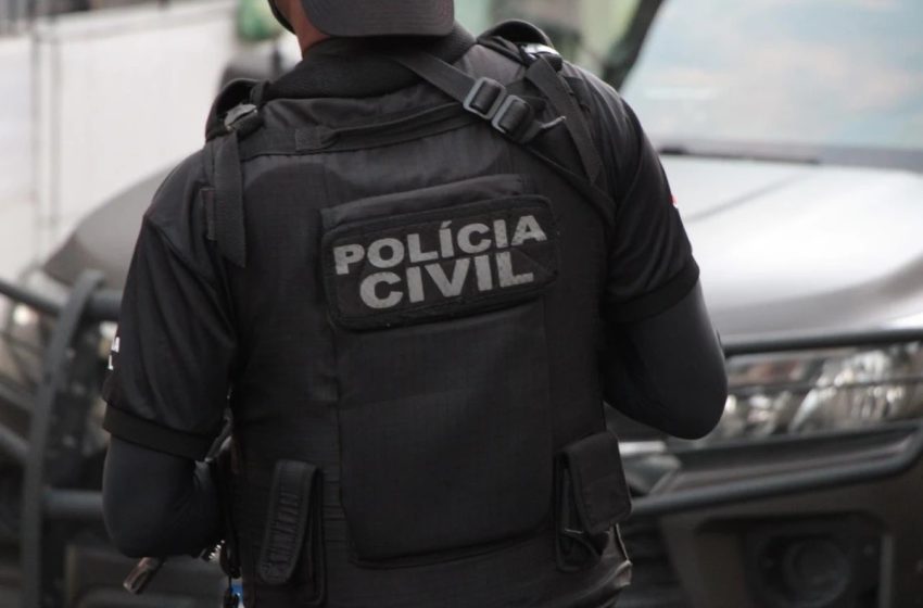  Casal é assassinado a tiros dentro de casa em Camaçari