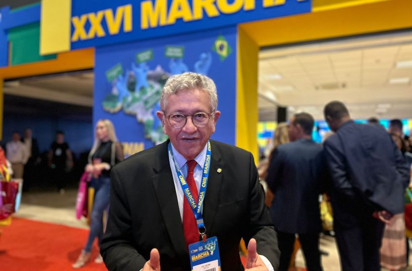  Prefeito Caetano defende fortalecimento dos municípios durante Marcha a Brasília
