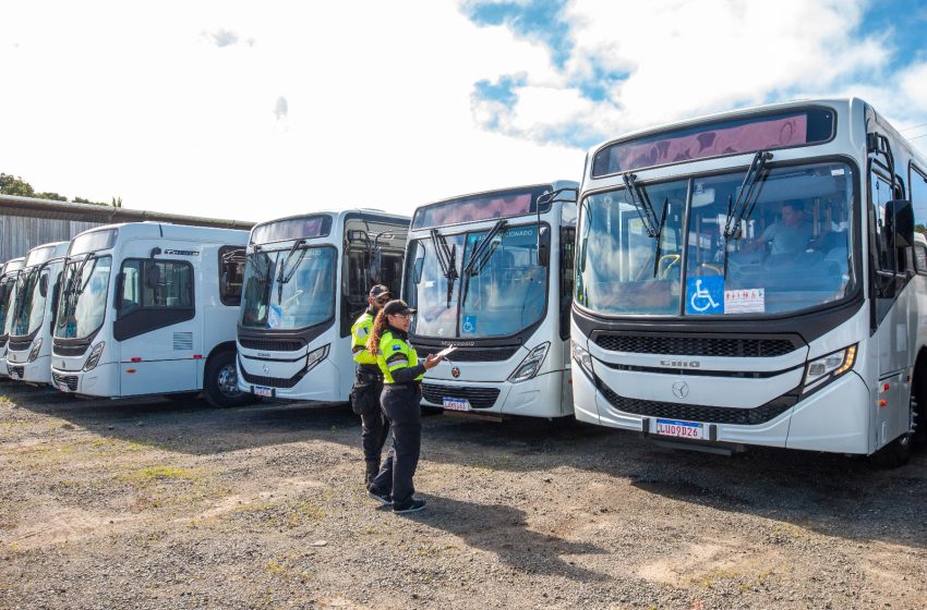  Ônibus emergencial de transporte de Camaçari passam por vistoria pela STT