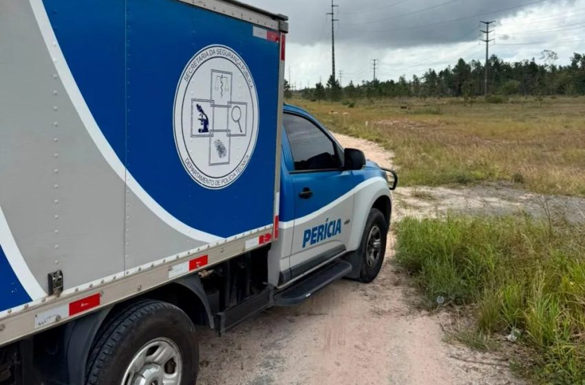  Corpo de mulher é encontrado com marcas de tiros e queimaduras em área do Polo Industrial de Camaçari